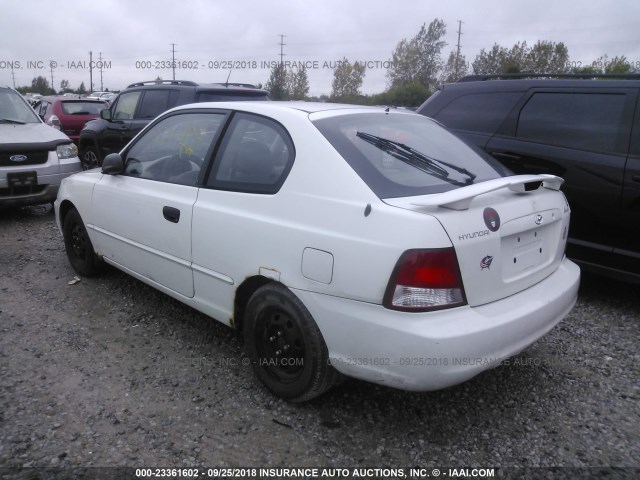 KMHCG35C61U146454 - 2001 HYUNDAI ACCENT WHITE photo 3