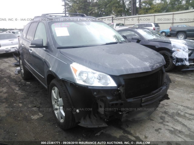 1GNKRLED3BJ192031 - 2011 CHEVROLET TRAVERSE LTZ GRAY photo 1