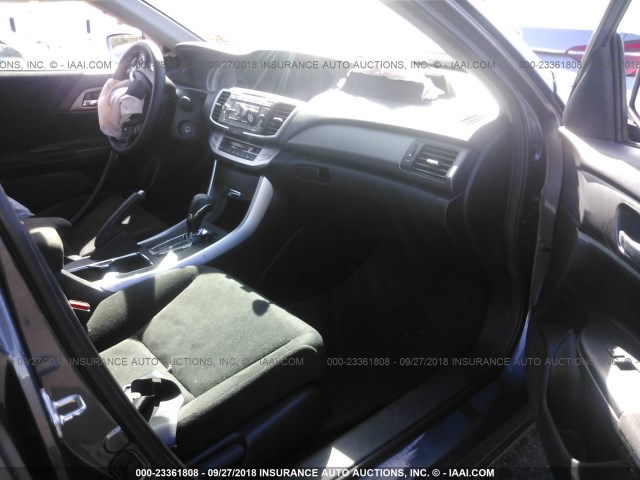 1HGCR2F32DA222539 - 2013 HONDA ACCORD LX GRAY photo 5