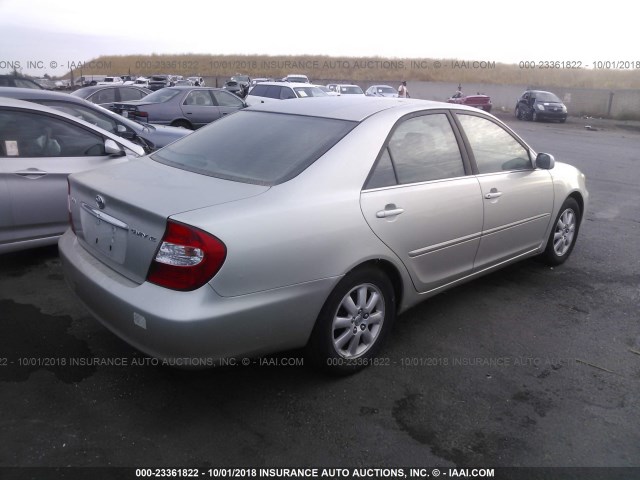 JTDBE30K230143808 - 2003 TOYOTA CAMRY LE/XLE Күміс фото 4