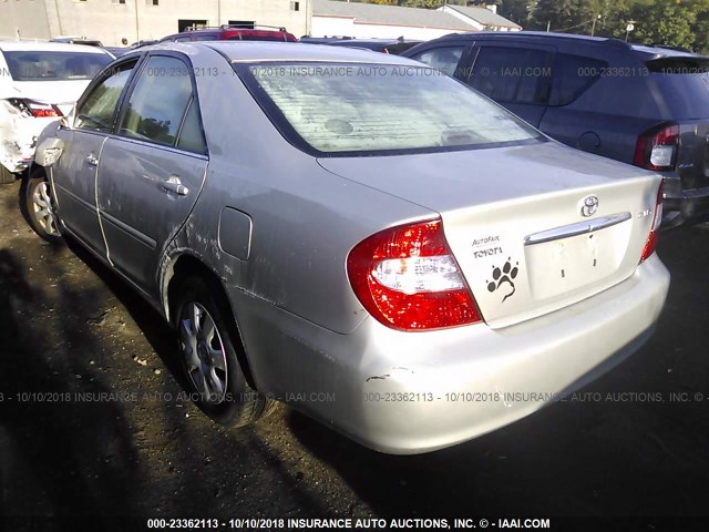 4T1BE32K54U370462 - 2004 TOYOTA CAMRY LE/XLE/SE SILVER photo 3