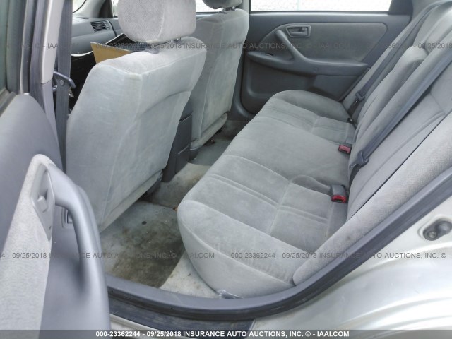 4T1BG22K41U811935 - 2001 TOYOTA CAMRY CE/LE/XLE 银色 照片 8