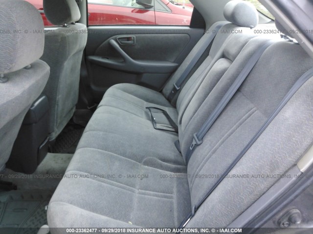 4T1BG22K9WU256231 - 1998 TOYOTA CAMRY CE/LE/XLE 灰色 照片 8