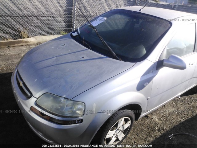 KL1TD66647B739054 - 2007 CHEVROLET AVEO LS SILVER photo 2