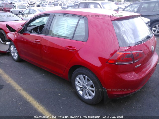 3VW217AU9GM022051 - 2016 VOLKSWAGEN GOLF S/SE/SEL RED photo 3