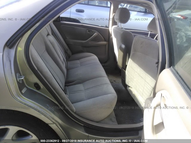 4T1BF28K2XU083874 - 1999 TOYOTA CAMRY LE/XLE GOLD photo 8