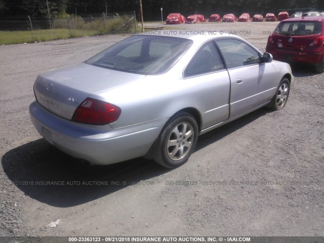 19UYA42401A016784 - 2001 ACURA 3.2CL SILVER photo 4