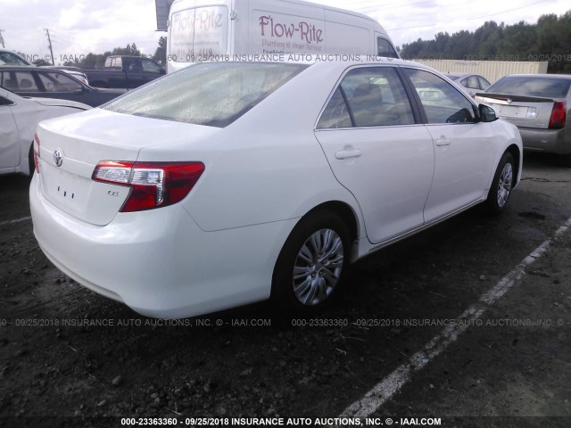 4T1BF1FK3CU536715 - 2012 TOYOTA CAMRY SE/LE/XLE 白色 照片 4