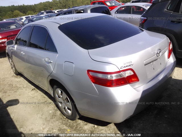 4T1BE46K88U216849 - 2008 TOYOTA CAMRY CE/LE/XLE/SE SILVER photo 3