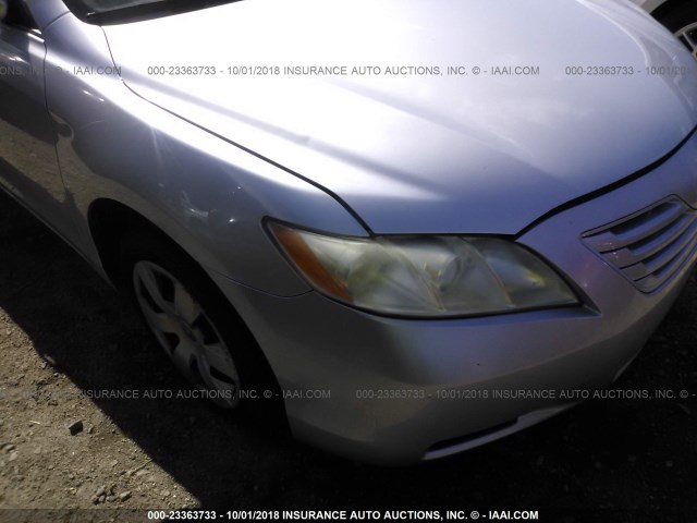 4T1BE46K88U216849 - 2008 TOYOTA CAMRY CE/LE/XLE/SE SILVER photo 6