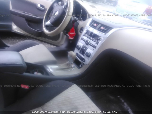 1G1ZG57B79F232380 - 2009 CHEVROLET MALIBU LS 金色 照片 5