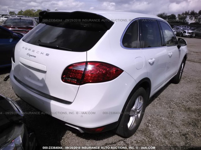 WP1AA2A29DLA02216 - 2013 PORSCHE CAYENNE WHITE photo 4