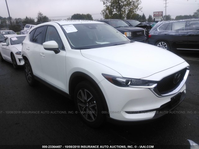 JM3KFBCM9J0349653 - 2018 MAZDA CX-5 TOURING Blanc photo 1