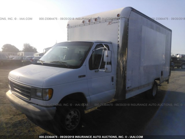 1FDKE37H9SHB62054 - 1995 FORD ECONOLINE E350 CUTAWAY VAN WHITE photo 2