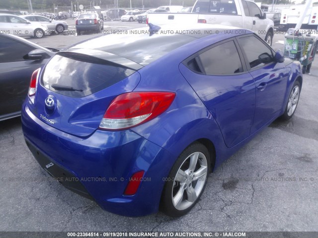 KMHTC6AD6CU038382 - 2012 HYUNDAI VELOSTER BLUE photo 4