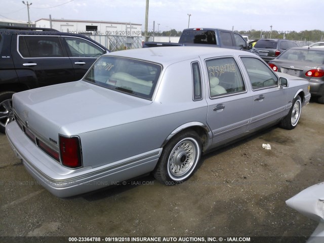 1LNLM81W2TY713695 - 1996 LINCOLN TOWN CAR EXECUTIVE Серебристый фото 4