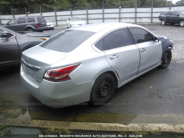 1N4AL3AP8DC263310 - 2013 NISSAN ALTIMA SILVER photo 4