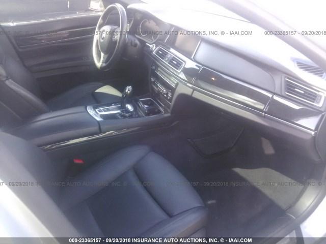 WBAYE8C52FD782147 - 2015 BMW 750 LI SILVER photo 5