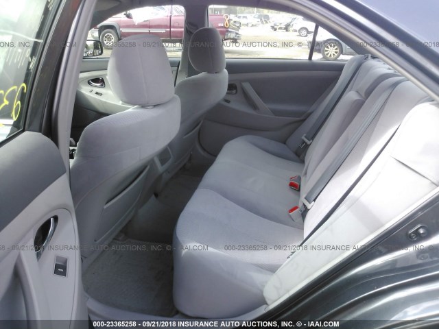 4T4BF3EK5AR044736 - 2010 TOYOTA CAMRY SE/LE/XLE GRAY photo 8