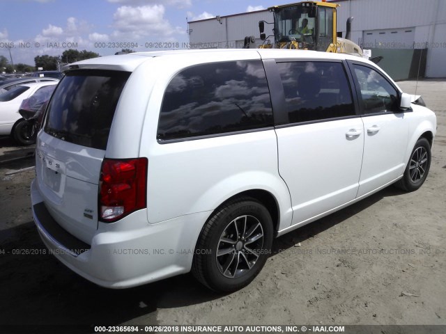 2C4RDGEG7JR205882 - 2018 DODGE GRAND CARAVAN GT WHITE photo 4