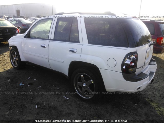 1GNDS13S262106744 - 2006 CHEVROLET TRAILBLAZER LS/LT WHITE photo 3