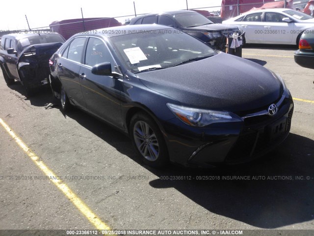 4T1BF1FK6GU583940 - 2016 TOYOTA CAMRY LE/XLE/SE/XSE BLACK photo 1