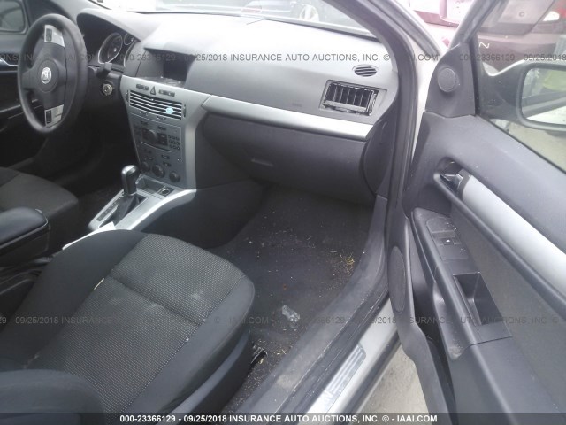 W08AT271885137362 - 2008 SATURN ASTRA XR SILVER photo 5