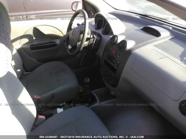 KL1TJ62664B133474 - 2004 CHEVROLET AVEO LS RED photo 5