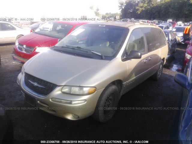 1C4GP64LXYB527917 - 2000 CHRYSLER TOWN & COUNTRY LIMITED GOLD photo 2