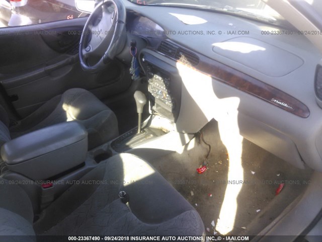 1G1NE52J516156889 - 2001 CHEVROLET MALIBU LS 银色 照片 5