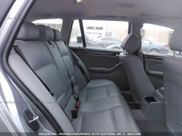 WBAEN33464PC13197 - 2004 BMW 325 IT SILVER photo 8