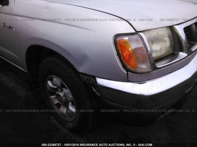 1N6DD26S4XC342695 - 1999 NISSAN FRONTIER KING CAB XE/KING CAB SE SILVER photo 6