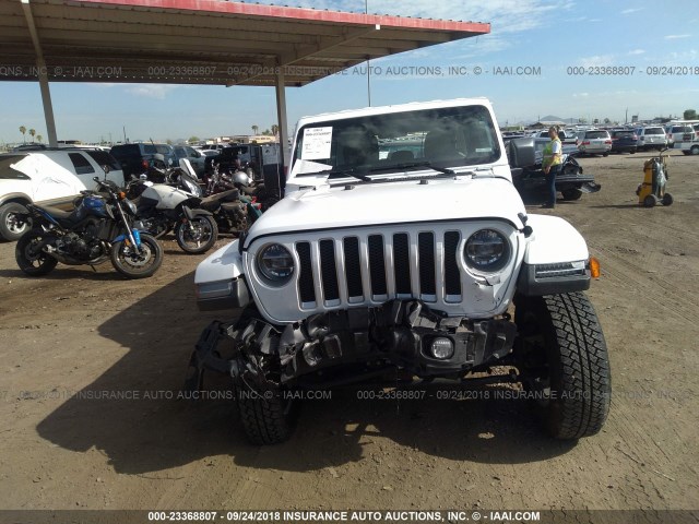 1C4HJXEG4JW147600 - 2018 JEEP WRANGLER UNLIMITE SAHARA WHITE photo 6