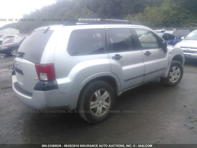 4A4MM21S04E063022 - 2004 MITSUBISHI ENDEAVOR LS SILVER photo 4