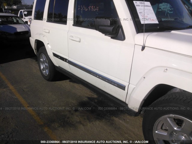 1J8HG58206C124075 - 2006 JEEP COMMANDER LIMITED WHITE photo 6