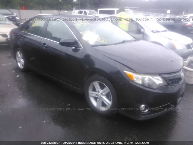 4T1BF1FK8DU226657 - 2013 TOYOTA CAMRY L/SE/LE/XLE Qara foto 1