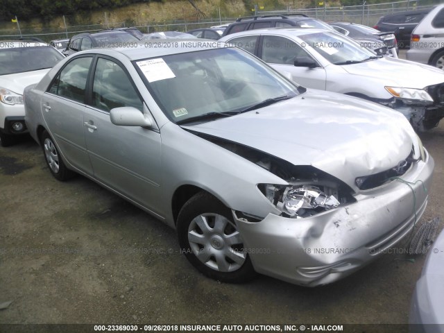 4T1BE32K73U157690 - 2003 TOYOTA CAMRY LE/XLE/SE Күміс фото 1