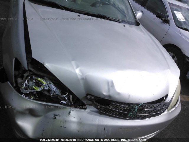 4T1BE32K73U157690 - 2003 TOYOTA CAMRY LE/XLE/SE Күміс фото 6