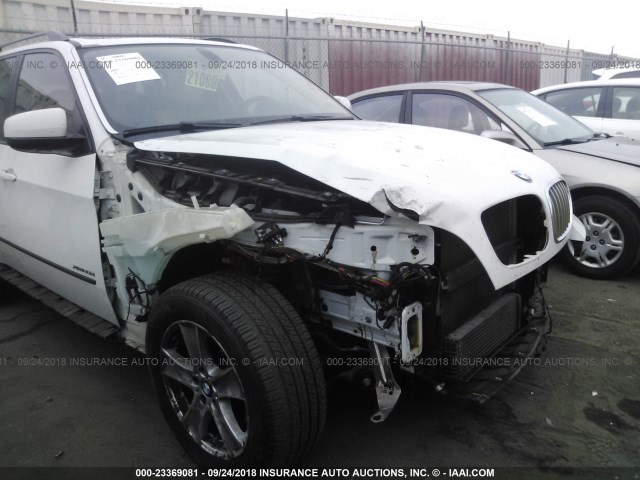 5UXZW0C53CL663724 - 2012 BMW X5 XDRIVE35D WHITE photo 6