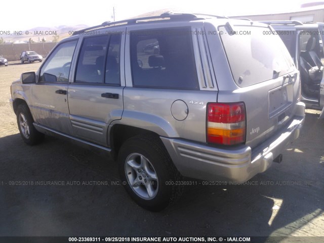 1J4GZ88Z2WC152174 - 1998 JEEP GRAND CHEROKEE LIMITED 5.9L SILVER photo 3