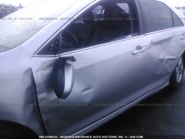 4T1BF1FK1CU138757 - 2012 TOYOTA CAMRY SE/LE/XLE 银色 照片 6