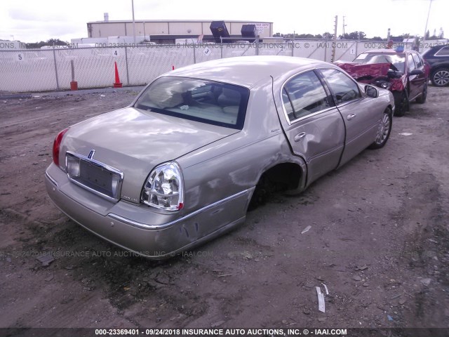1LNHM81W94Y609941 - 2004 LINCOLN TOWN CAR EXECUTIVE/SIGNATURE Altın fotoğraf 4