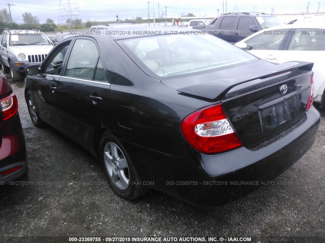 4T1BF30K22U009963 - 2002 TOYOTA CAMRY LE/XLE/SE Қара фото 3