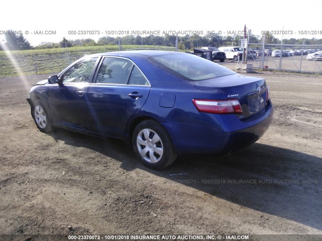 4T1BE46K27U015088 - 2007 TOYOTA CAMRY NEW GENERAT CE/LE/XLE/SE BLUE photo 3