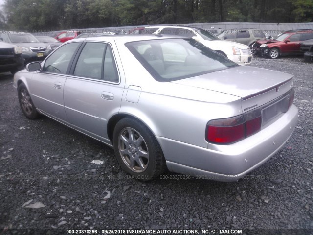 1G6KY54983U182537 - 2003 CADILLAC SEVILLE STS SILVER photo 3