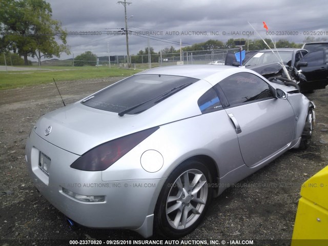 JN1BZ34D58M700634 - 2008 NISSAN 350Z COUPE SILVER photo 4