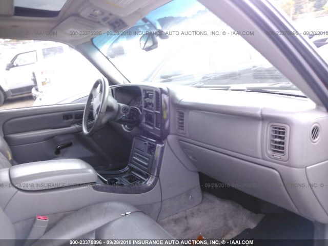 1GKEK63U83J184379 - 2003 GMC YUKON DENALI BURGUNDY photo 5