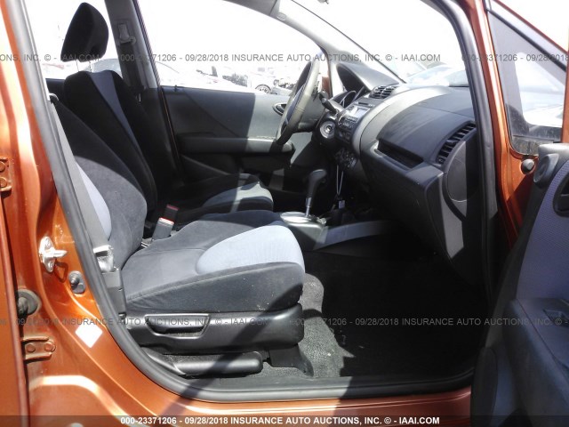 JHMGD38608S017084 - 2008 HONDA FIT SPORT ORANGE photo 5