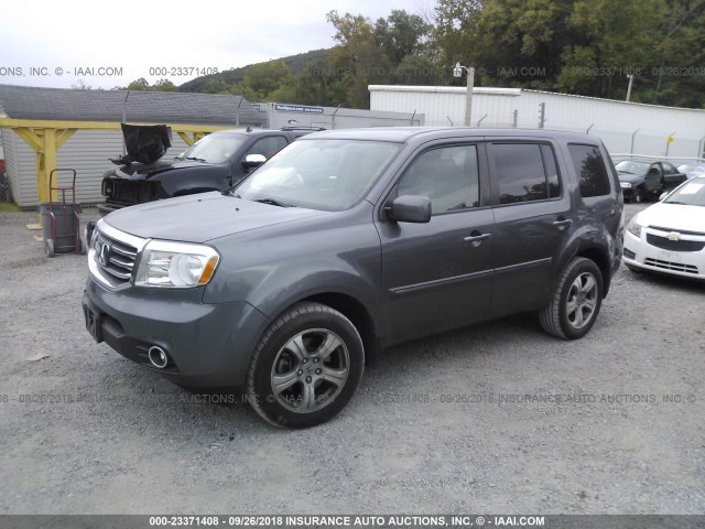 5FNYF4H49EB005674 - 2014 HONDA PILOT EX GRAY photo 2