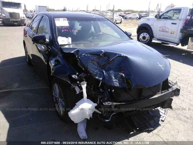 4T1BF1FKXHU382348 - 2017 TOYOTA CAMRY LE/XLE/SE/XSE 灰色 照片 1